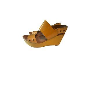 Clarks Women's 6 Caslynn Dez Sandals Leather Wedge Mustard Yellow‎